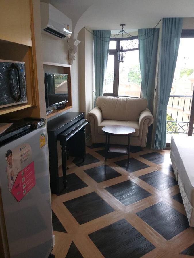 Espana Condo Resort Pantai Jomtien Luaran gambar