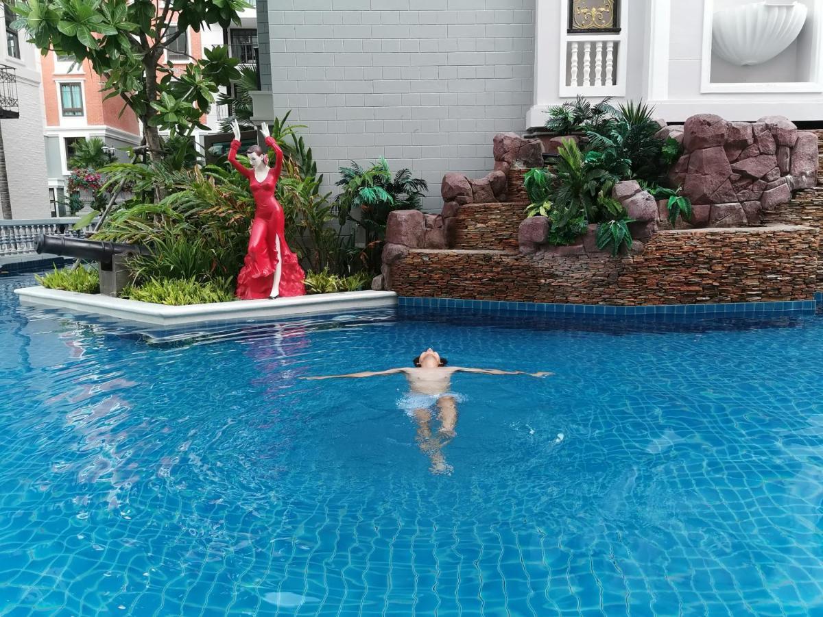 Espana Condo Resort Pantai Jomtien Luaran gambar